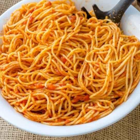 ספגטי עגבניות של נונה טינה