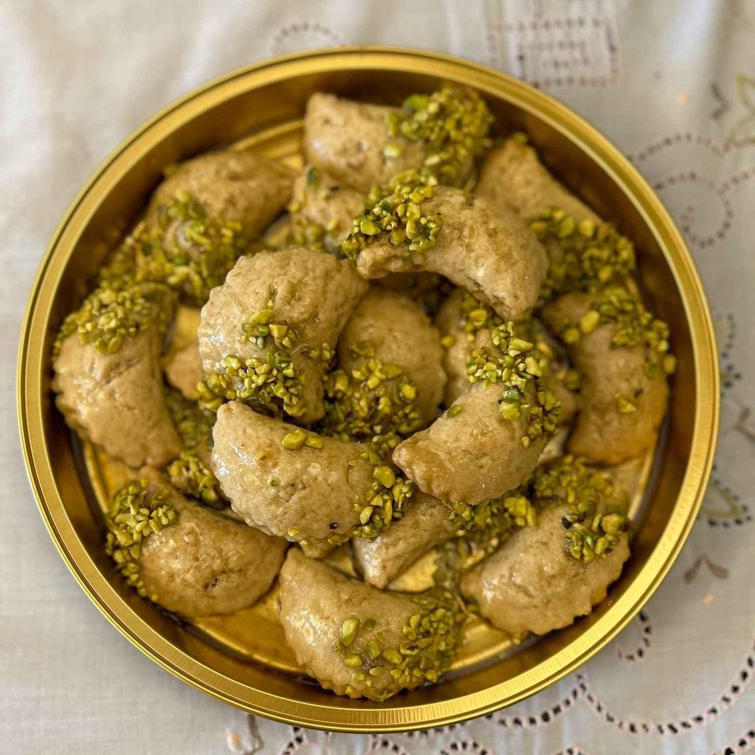 עוגיות טרוודוס טורקיות עם פיסטוק ואגוזים