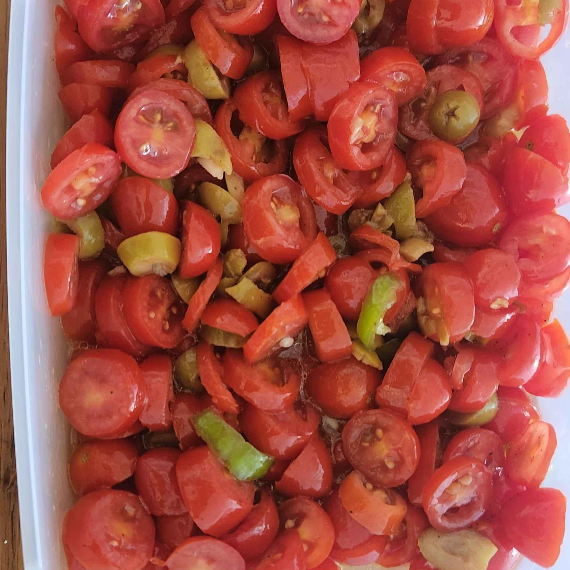 סלט עגבניות פיקנטי